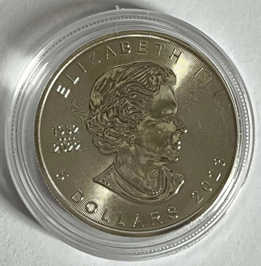 Random Year Canada Maple Leaf 1 oz Silver Coin BU in Capsule