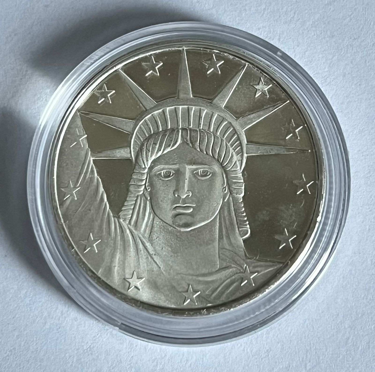 Silver - 1 oz Lady Liberty Round BU in Capsule