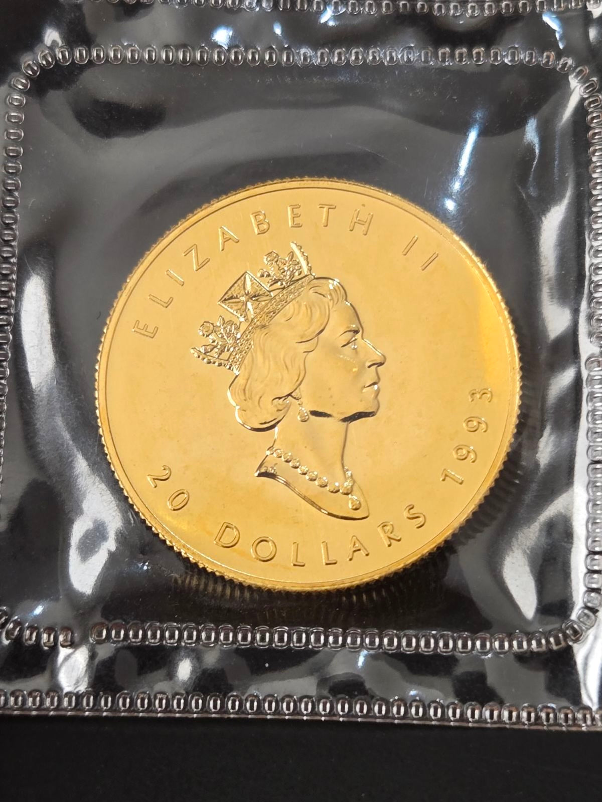1/2 oz Gold Canadian Maple Leaf in Mint-Sealed Packaging