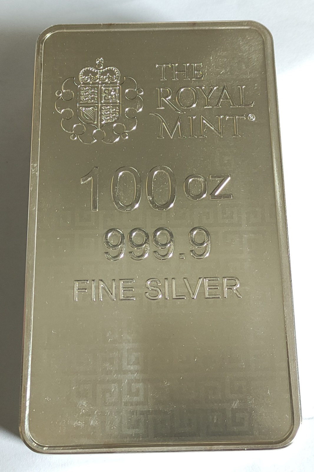 2022 Great Britain The Great Engravers Collection 100 oz Silver Bar in Box