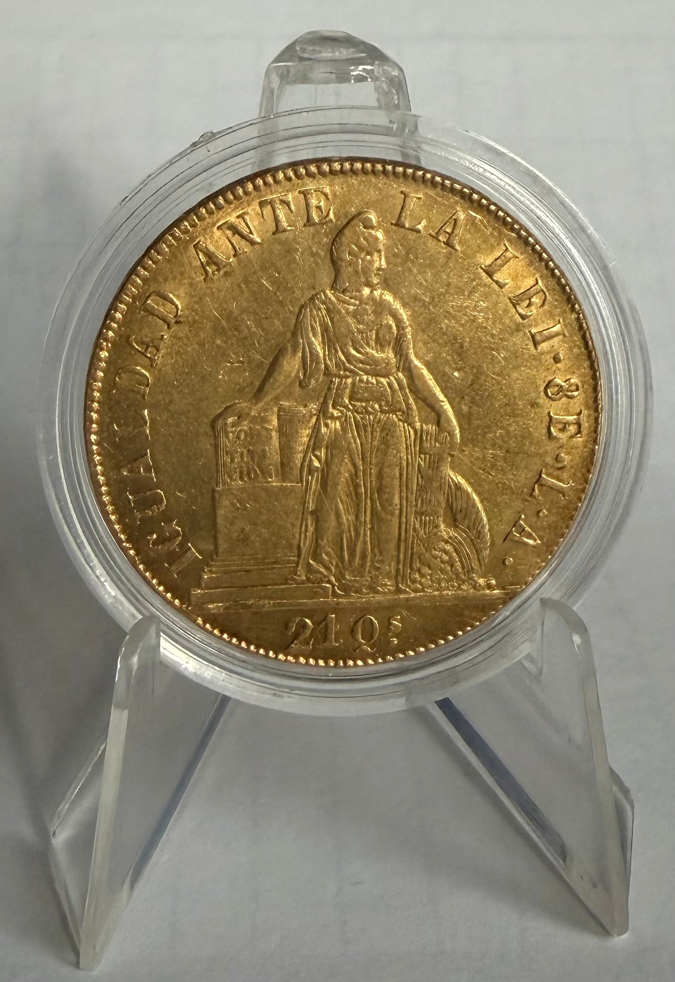 Republic of Chile 8 Escudos 27g Gold Coin