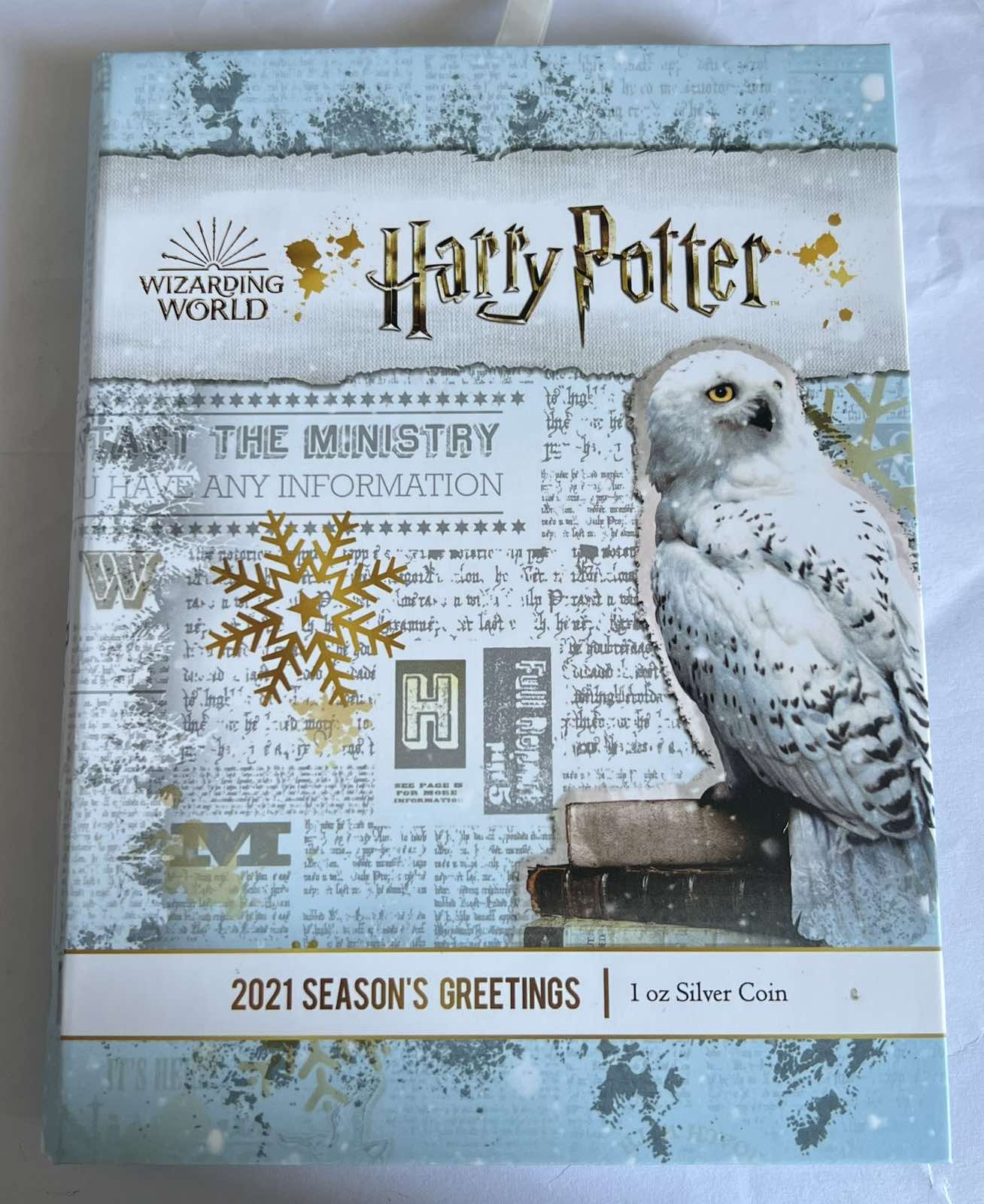 2021 Harry Potter Season's Greetings 1 oz Proof Silver Coin in Acrylic Case with Box and COA