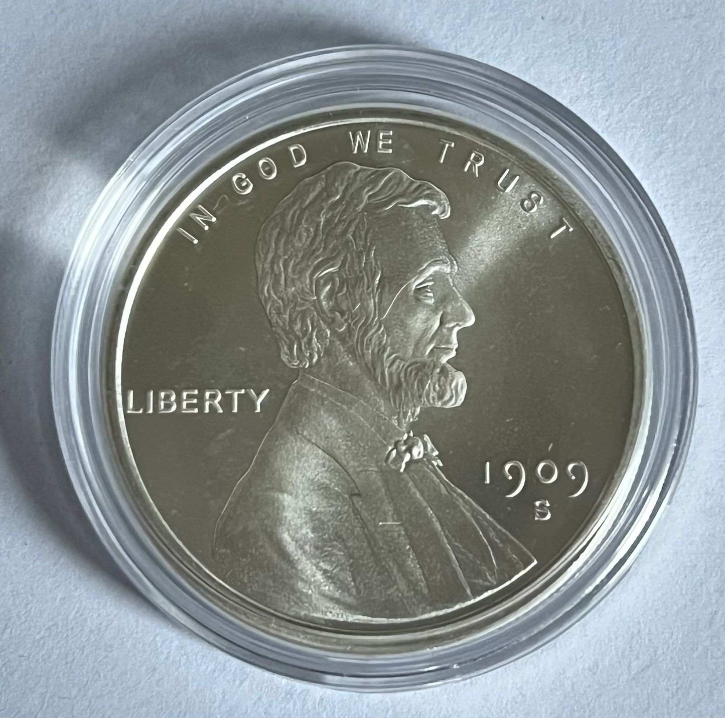 Silver - 1 oz Lincoln Wheat Cent Round BU in Capsule