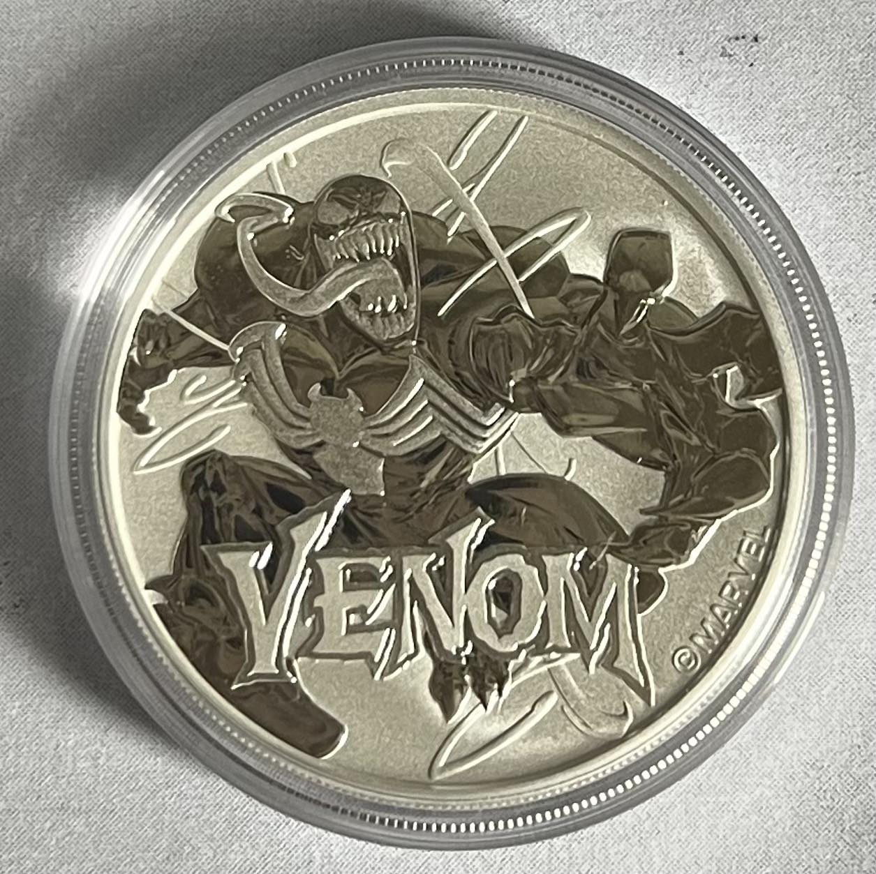 2020 Tuvalu $1 Marvel Series Venom 1 oz Silver Coin BU in Capsule