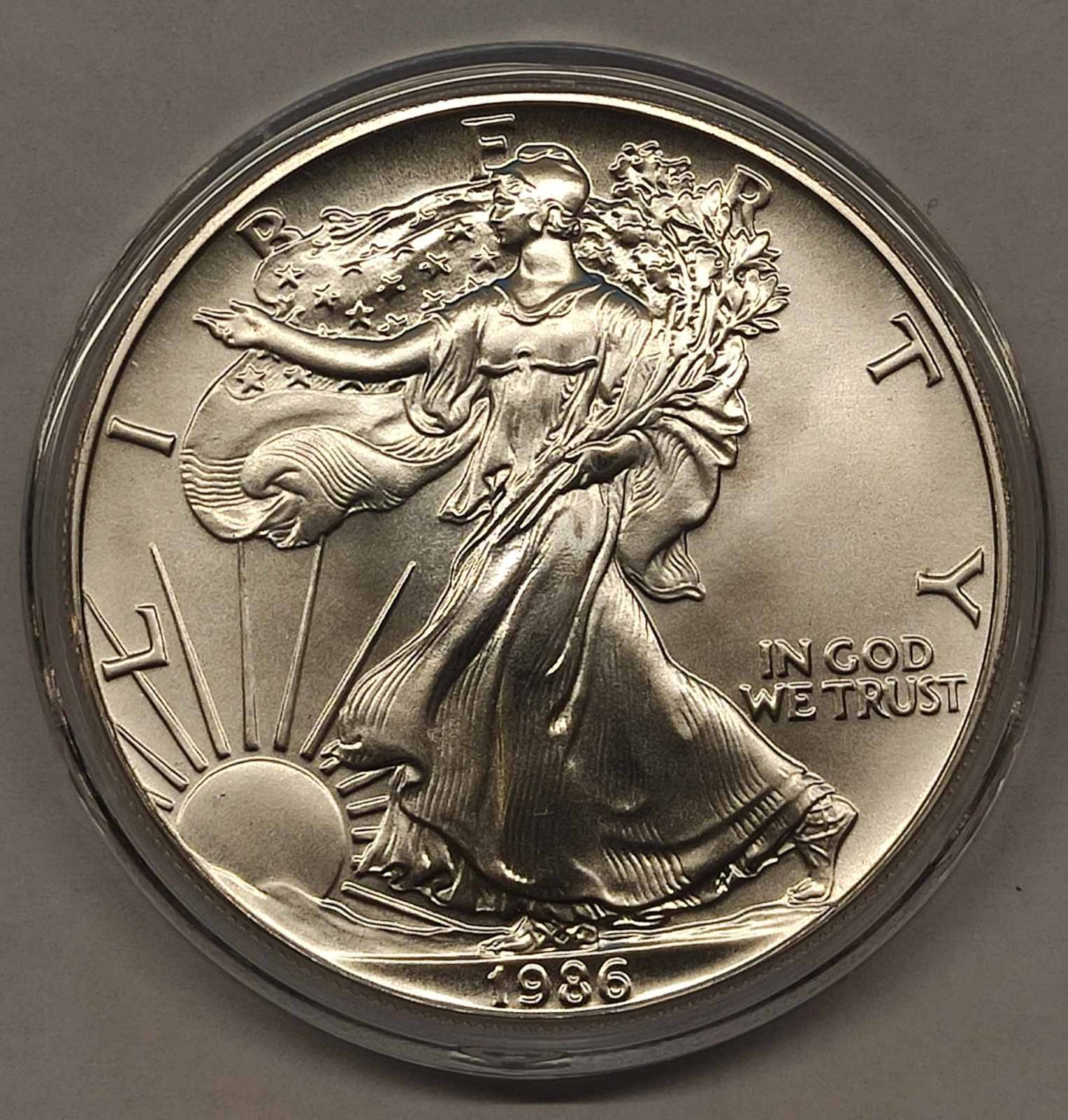 1986 American Silver Eagle 1 oz BU in Capsule