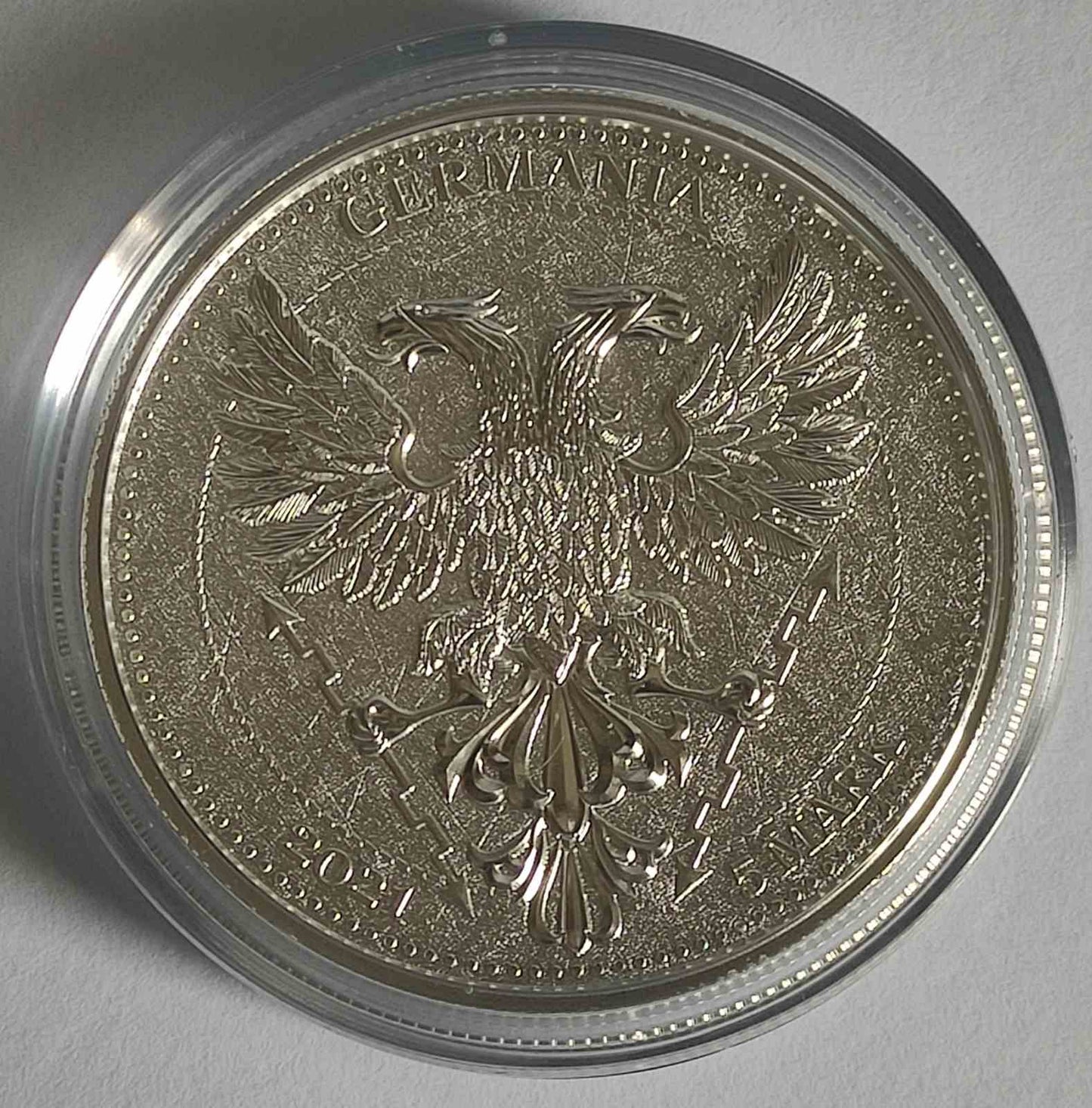 2021 Germania Chestnut Leaf 1 oz Silver Coin BU in Capsule with COA